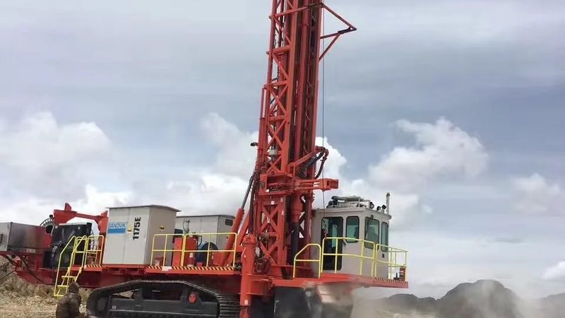 如何避免路面摊铺机选购误区：揭秘四大关键点